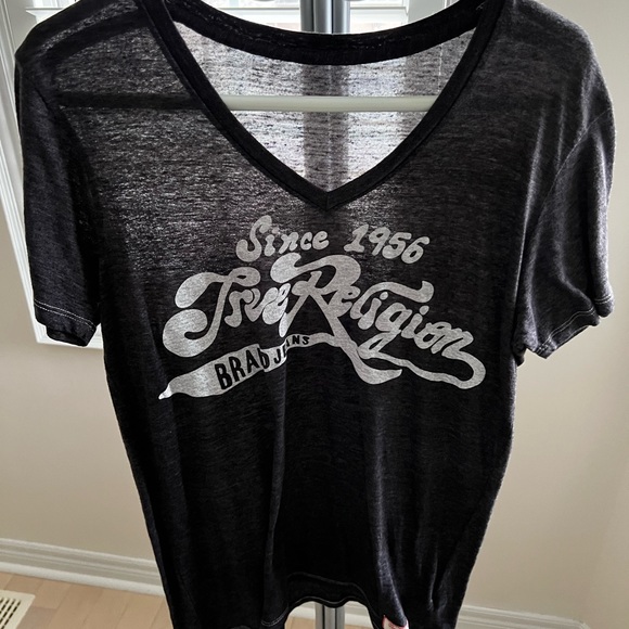 True religion v neck t shirt, size medium - Picture 1 of 1